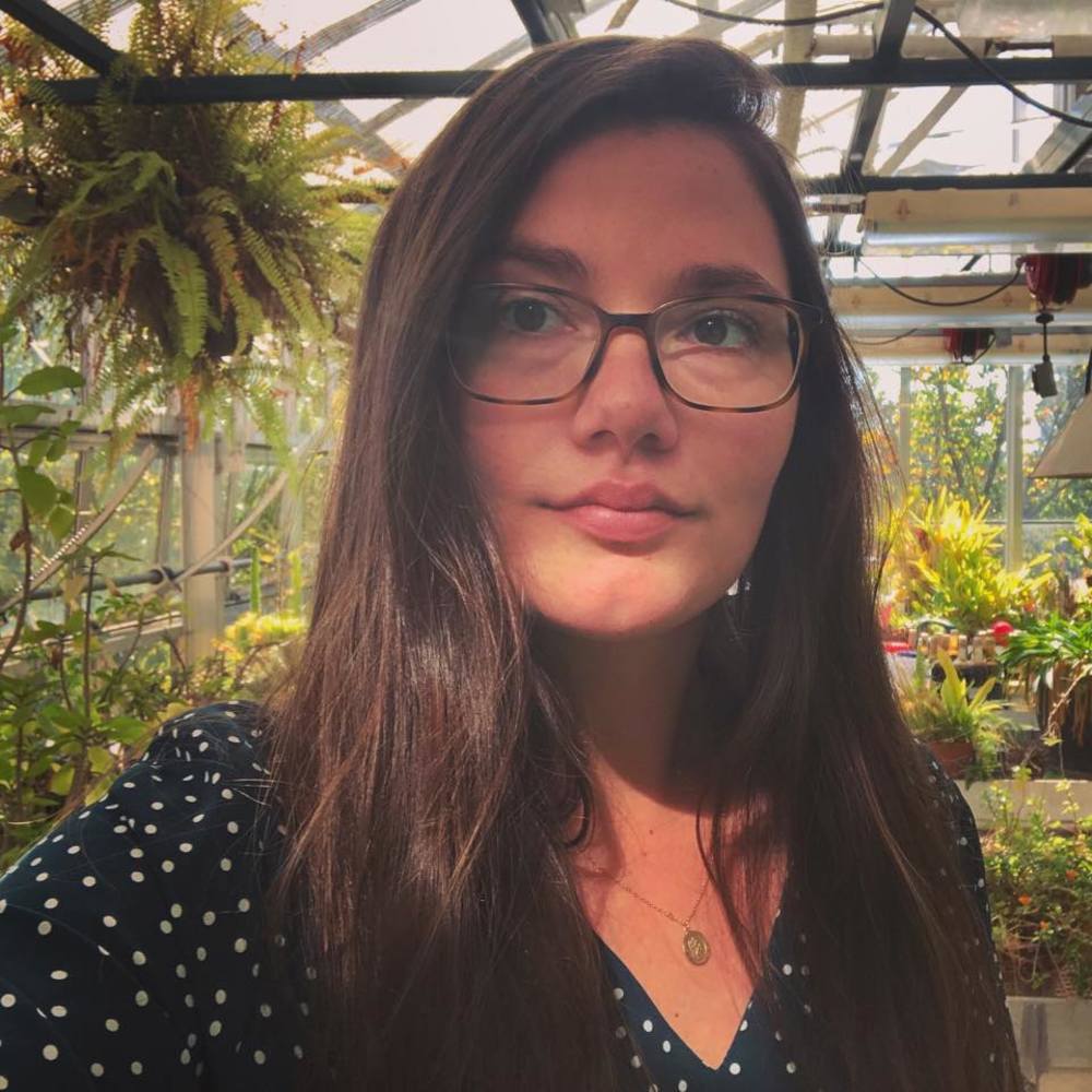 Meet your Posher, Emma